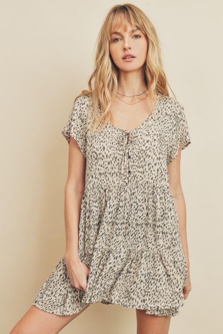 Bohme | Cheetah Swing Mini Dress Large Tiered Short Sleeve Button Front